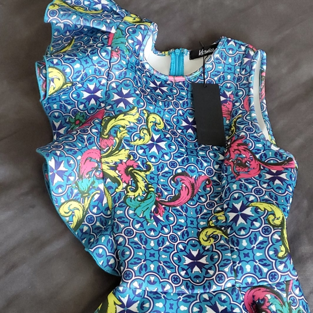 One shoulder top
